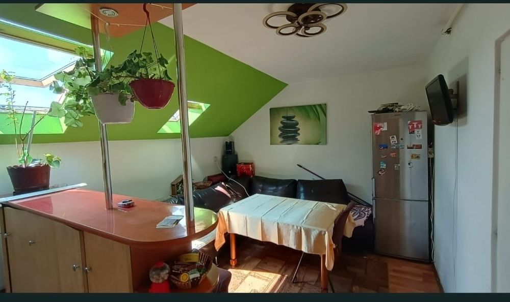 Vand apartament 2 camere