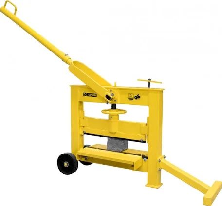 Închiriez betoniera/picamer/elicopter/scule/betoniera de închiriat/pompa de zugravit/ghilotina/Compactorw