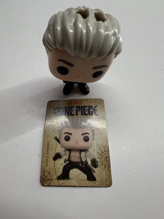 Фигурка Smoker One Piece – Kinder Joy x Funko POP (с код картичката)