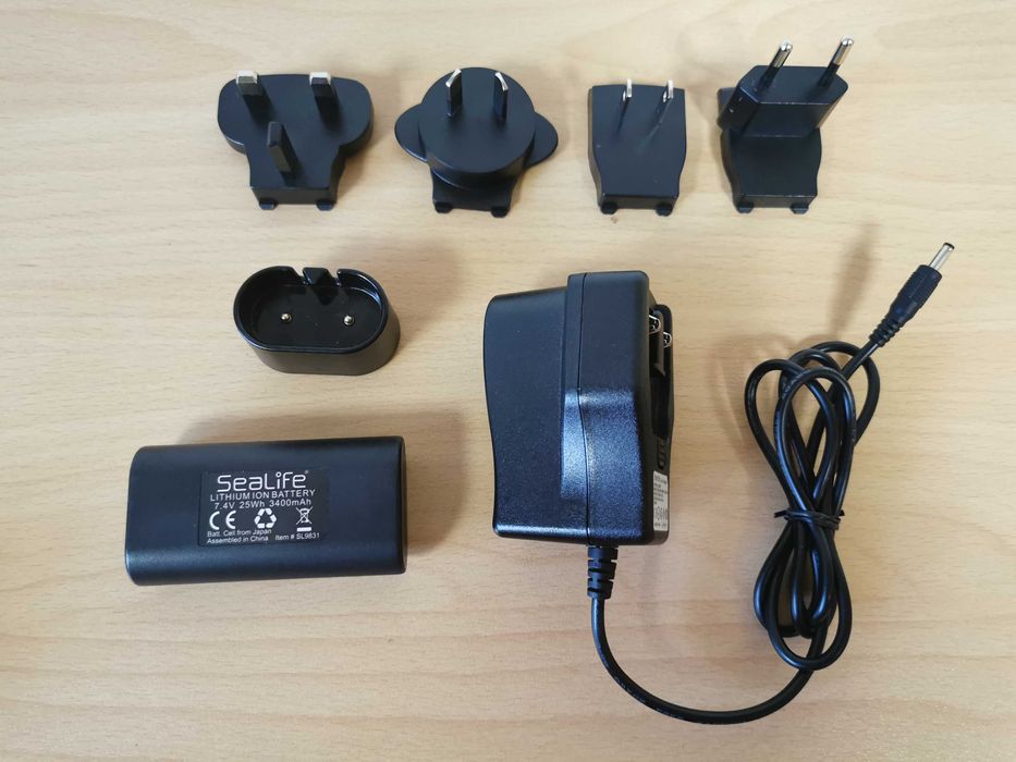 Осветление за наблюдение при гмуркане и флуоресцентна фотография