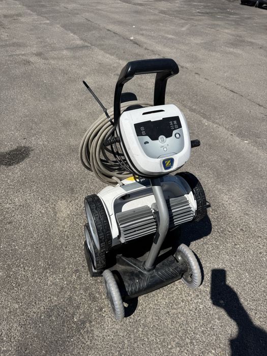 Robot curățat piscine Zodiac 4WD