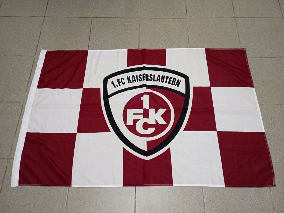 Steag FC Kaiserslautern culori alb visiniu Rapid Bucuresti