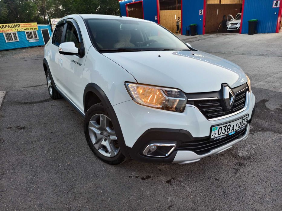 Рено логан степвей