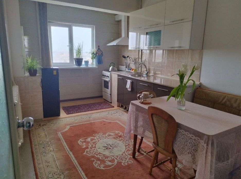 Bektemir qoyliq bozori oldida