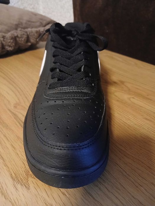 Nike Court Vision Low 44,5 номер Обувки носил съм ги 2 пъти не ми харесват липно на мен.