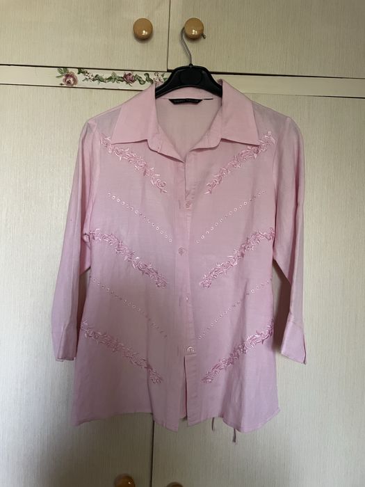 Дамски костюм от ленен плат