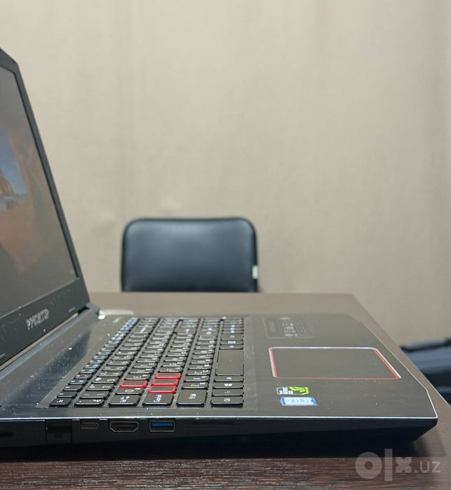 Acer Predator Helios 300 — Gaming / Ish uchun