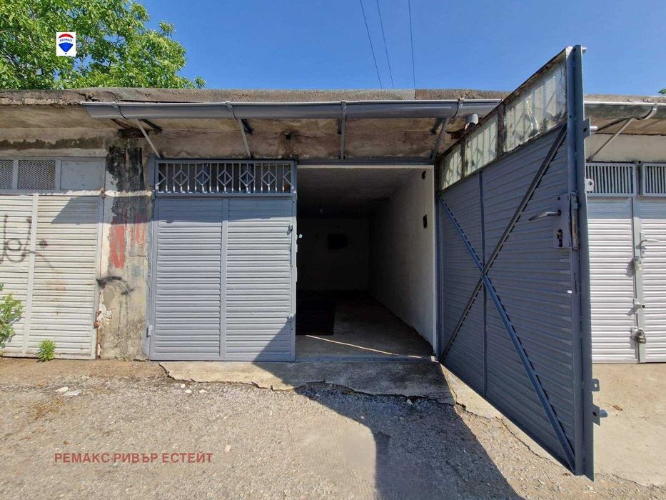 Продава се Гараж / Паркомясто в Русе, Здравец Изток - 20 кв.м за 1145 €/кв.м - Снимка #4
