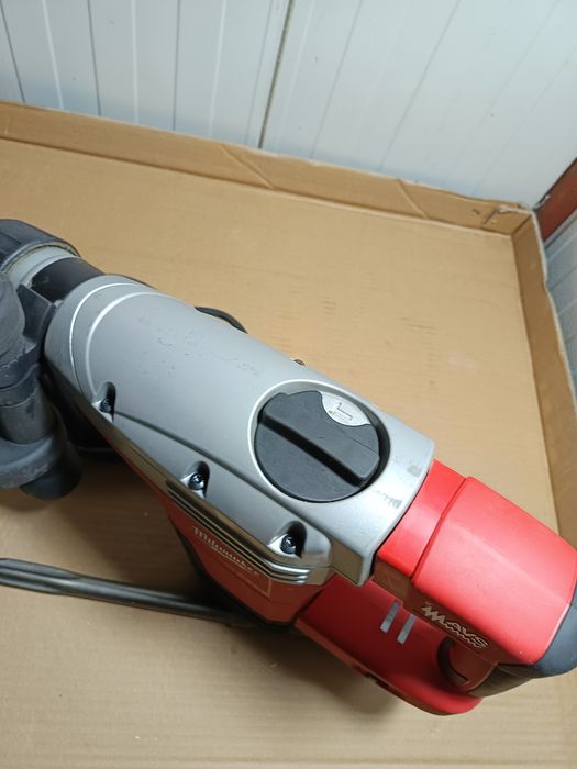 Milwauckee picamer demolator puternic SDS max