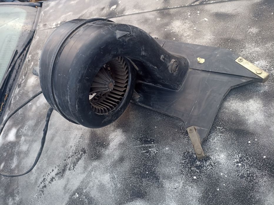 Мерс 190 124 моторчик печки