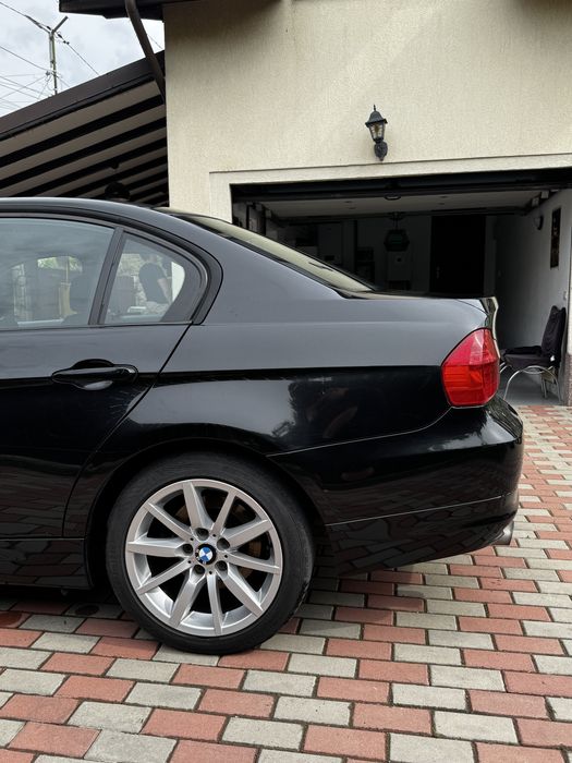 BMW 3 Series 2009 — imagine 4