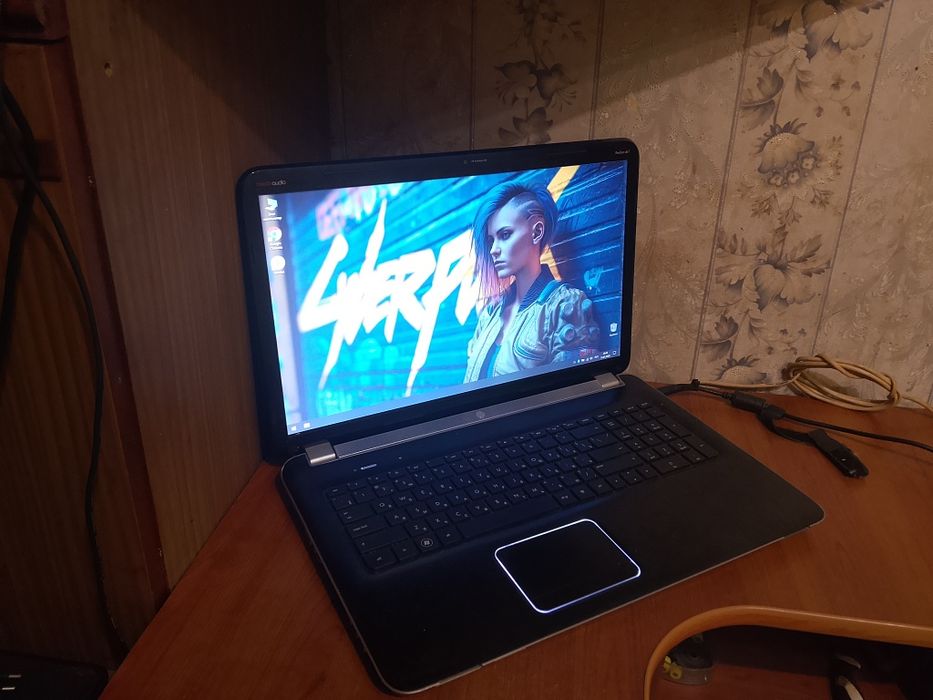 Продам ноутбук кор i7 hp