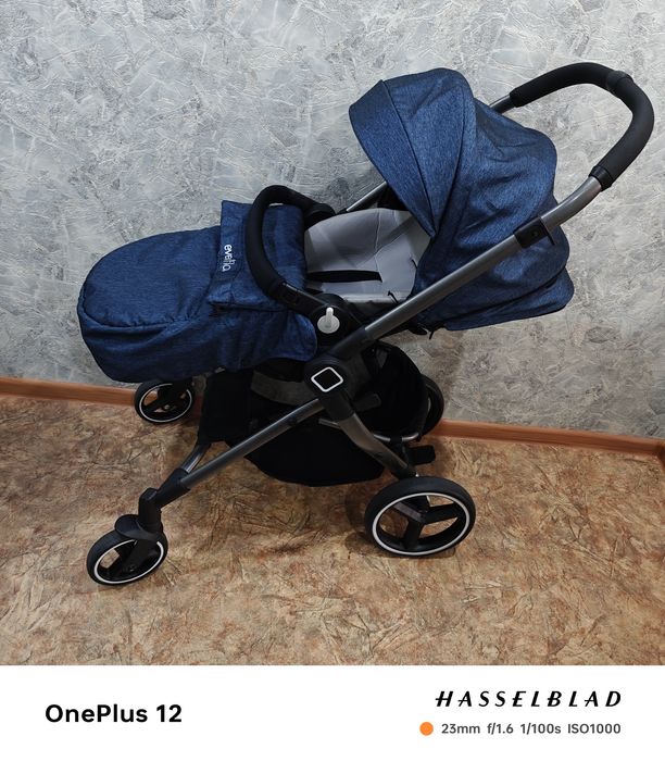 Коляска прогулочная