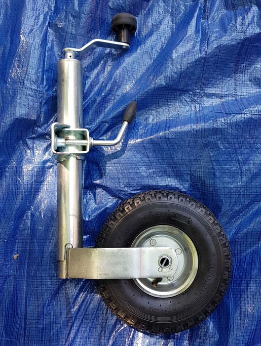 Roata de sprijin remorci, cu camera, suporta pana la 150 kg