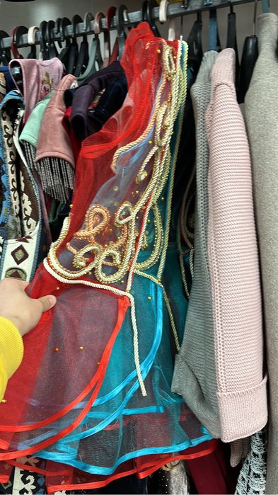 Продам платья қазақские национальные