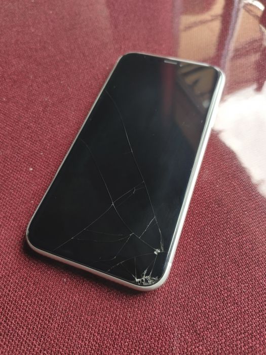 Iphone xr, память 64, Акб 79