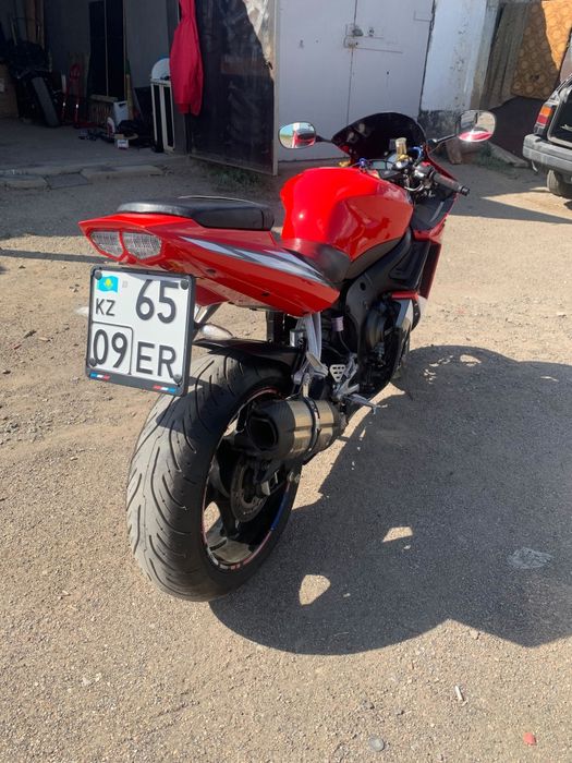 Продам ямаху r6 2004 год