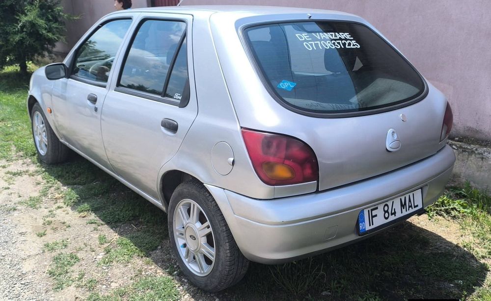 Ford Fiesta  1.2 Zetec pe GPL