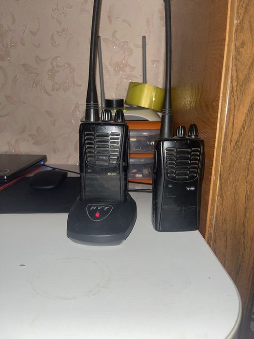 Обменяю 2 рации на автомобильную