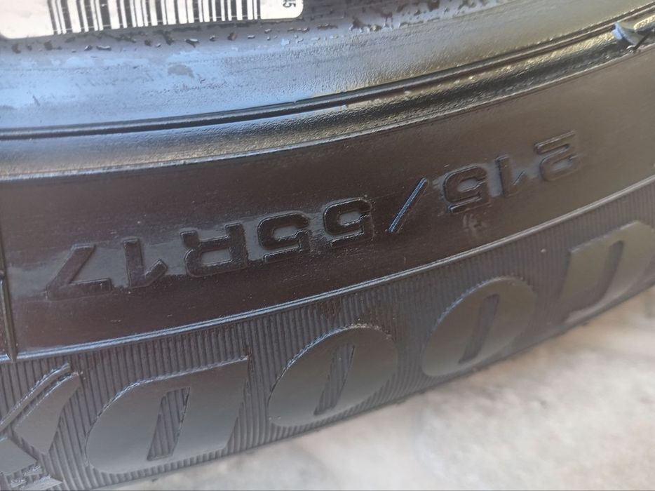 BALLON 215/55R17