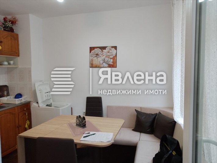 Дава се под наем Двустаен апартамент в Бургас, Възраждане - 55 кв.м за 280 € - Снимка #2