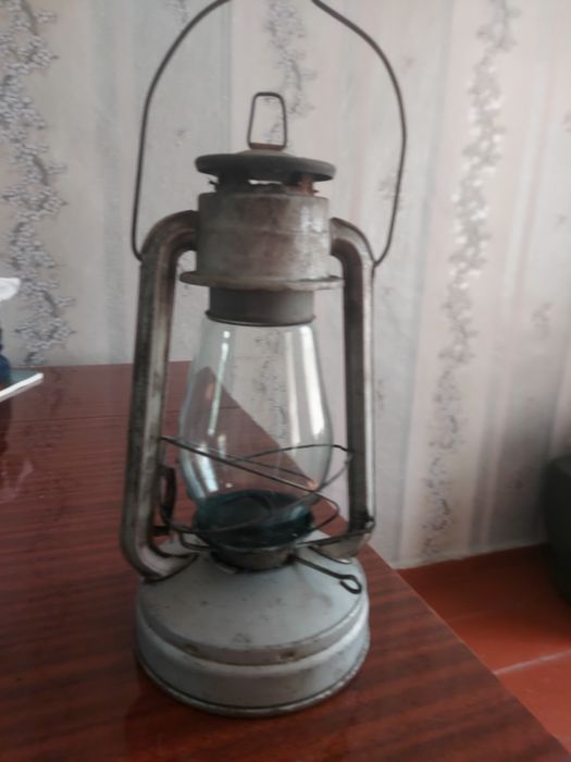 Продам масляную лампу раритет