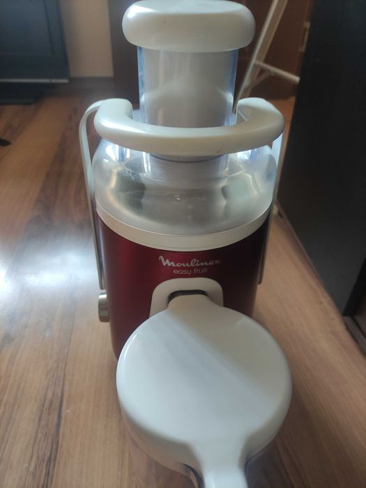 Сокоизтисквачка Moulinex easy fruit