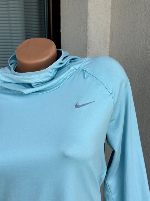 Дамско горнище / суичър Nike Dri-FIT (Running)- размер М, Отлично състояние