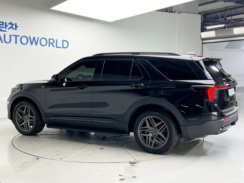 Ford Explorer 2.3 ST-Line 4WD