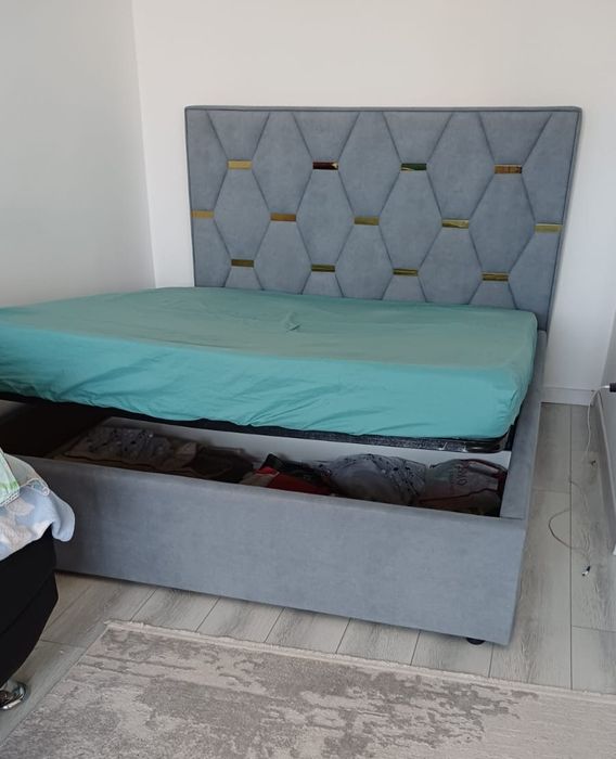 Продам камод и кровать.