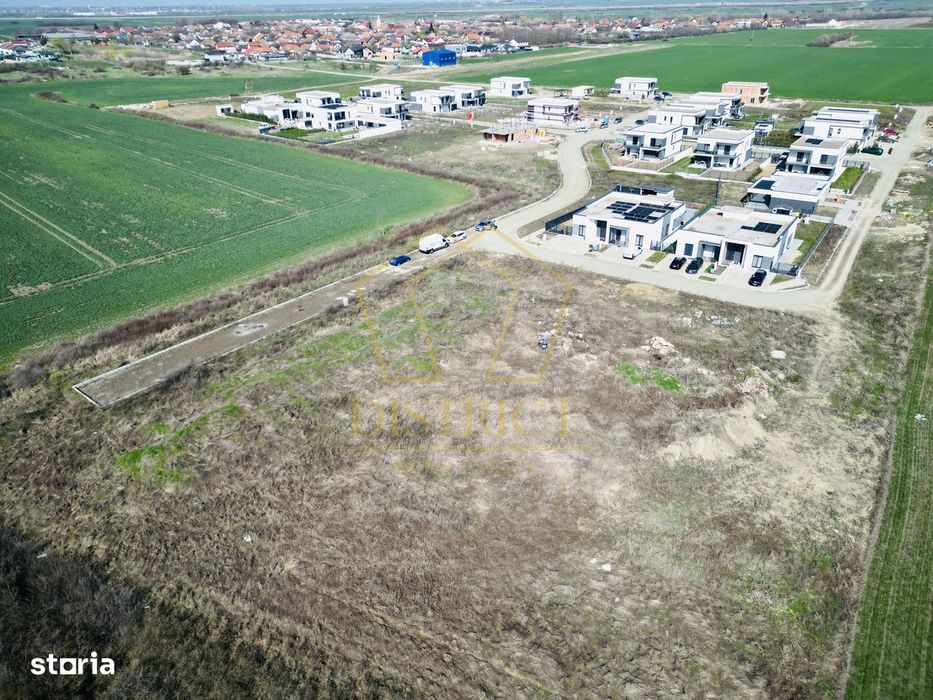 Teren pretabil pentru spatii agrement 3738 mp | Covaci
