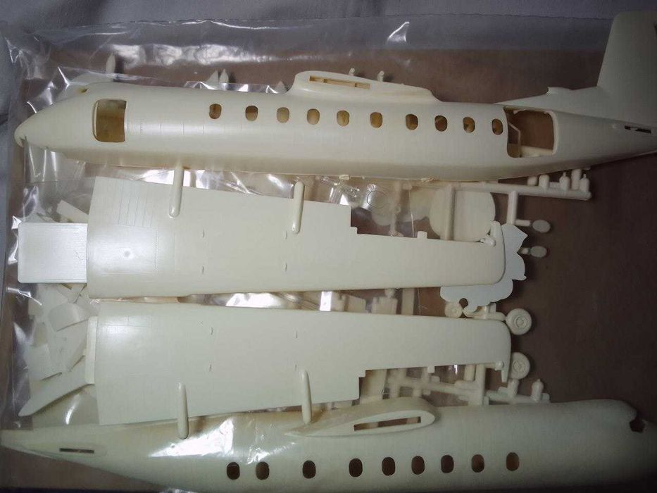 Сборная модель самолета Dart Herald (НОВО, 1:72). РАРИТЕТ. РЕДКОСТЬ!!