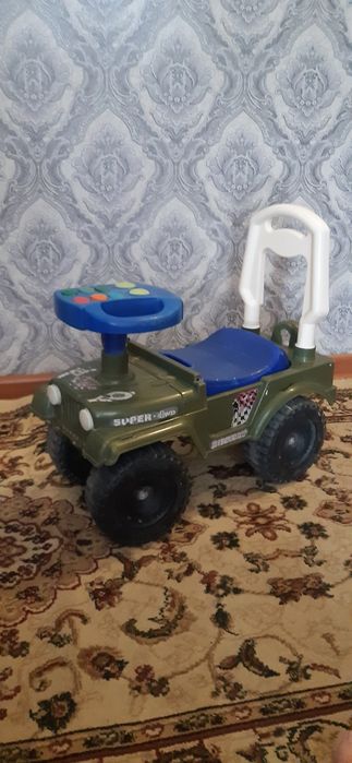 Игрушечные машина для детей