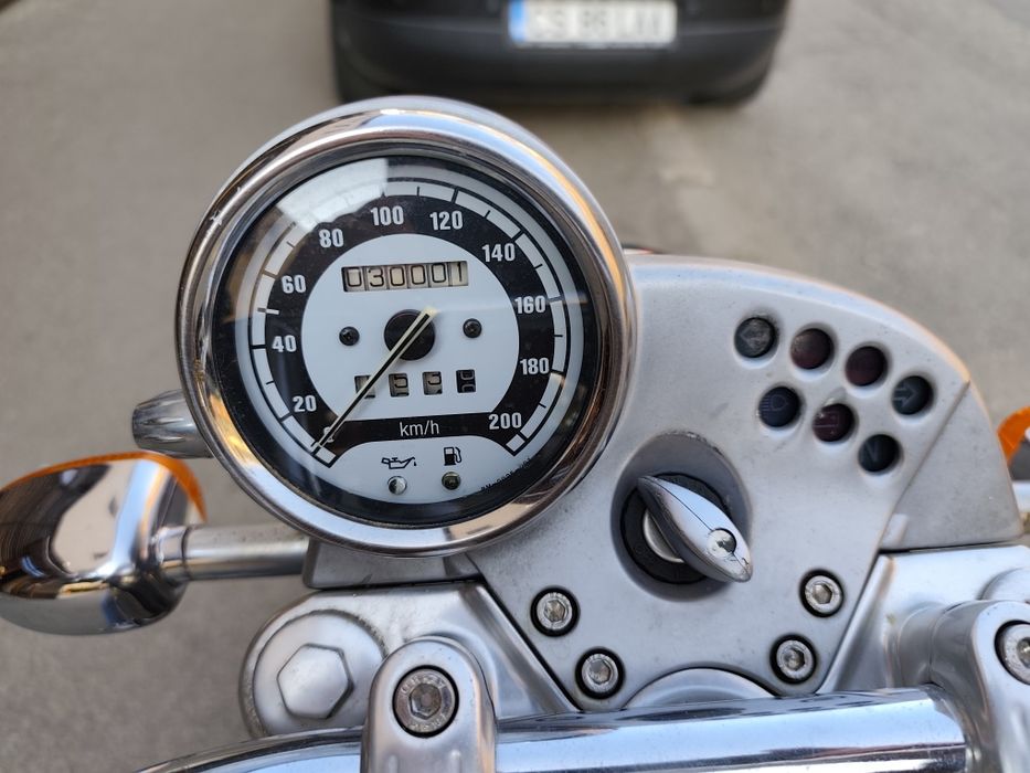 BMW R1200C  5500€