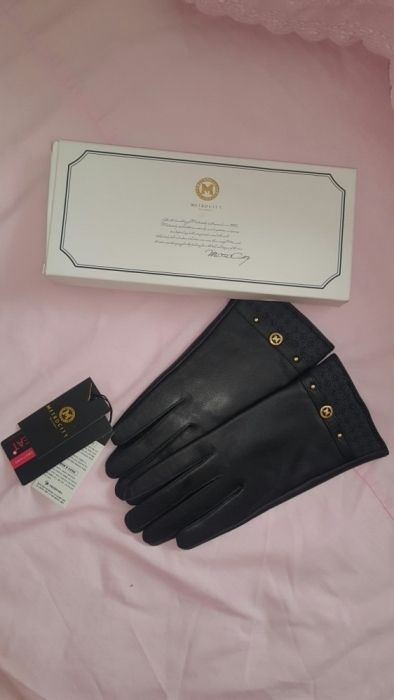 Prodam kojaniye perchatki noviye s mexom vnitri