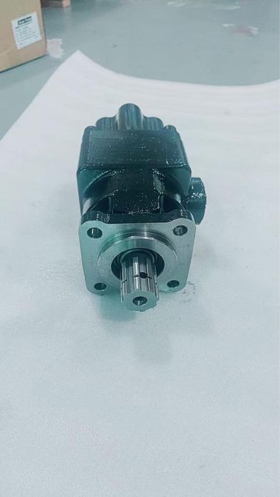 P7-63 —поршневой гидронасос.