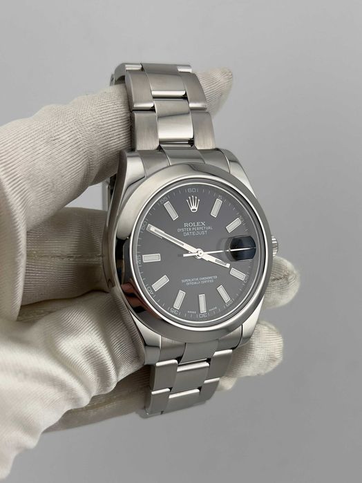 Наручные часы Rolex Datejust 116300