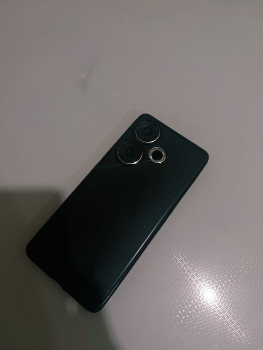 Продам или обменяю POCO F6 телефон