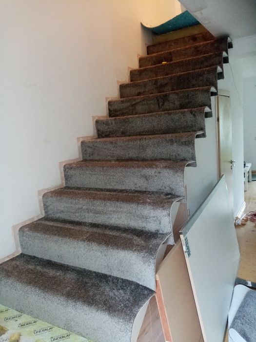 Montaj mocheta calitate preț