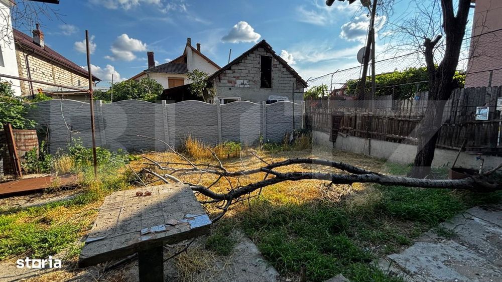 Teren intravilan, 175 mp, toate utilitati, constructie demolabila, zon