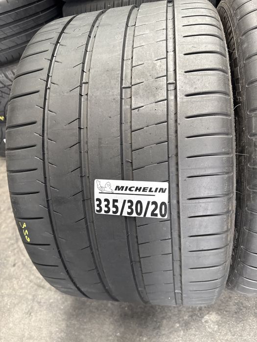 335/30/20  285/35/20 michelin Vara