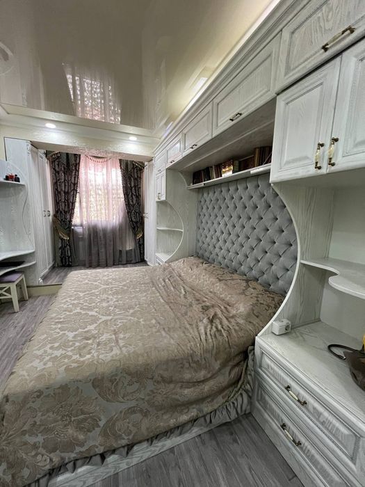 Продаётся 4/2/4 Ц-6 Жентельмен паб