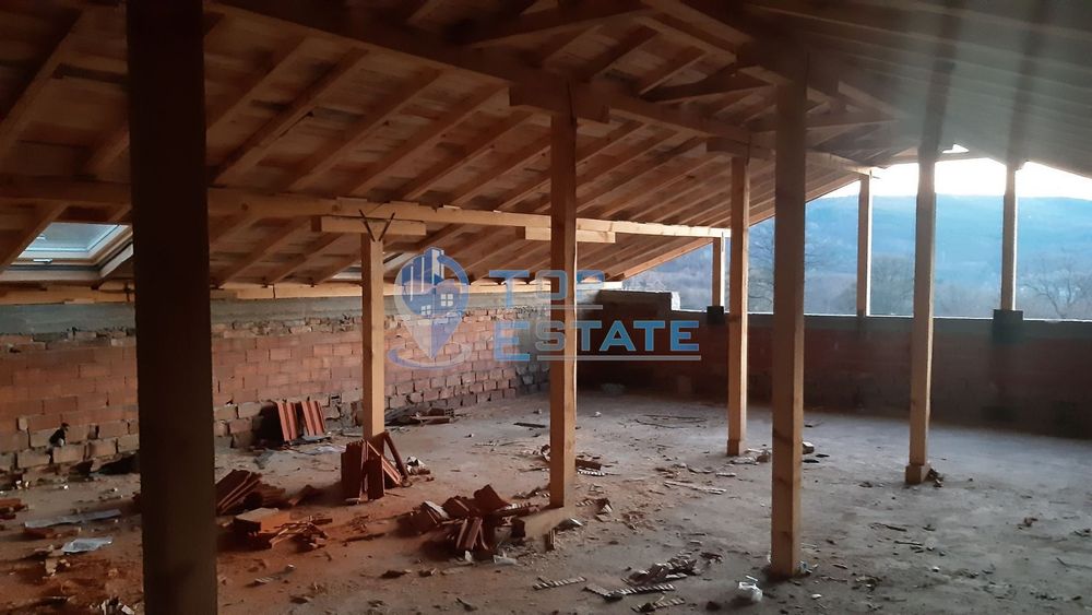 Продава се Къща в с. Царева ливада, Област Габрово - 600 кв.м за 131 €/кв.м - Снимка #2