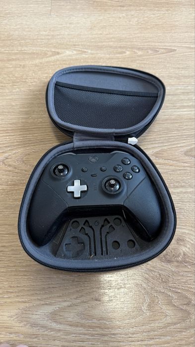 Controller Xbox Elite Series 2, pentru PIESE!