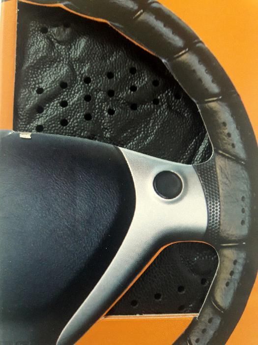 Универсален Черен Кожен Калъф за Волан 37см - 39 см Размер М