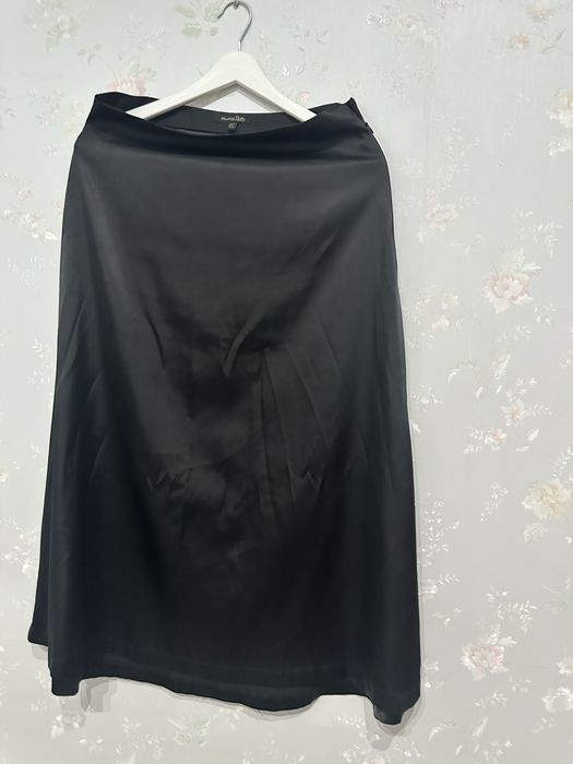 Юбки и жилетки от Massimo dutti