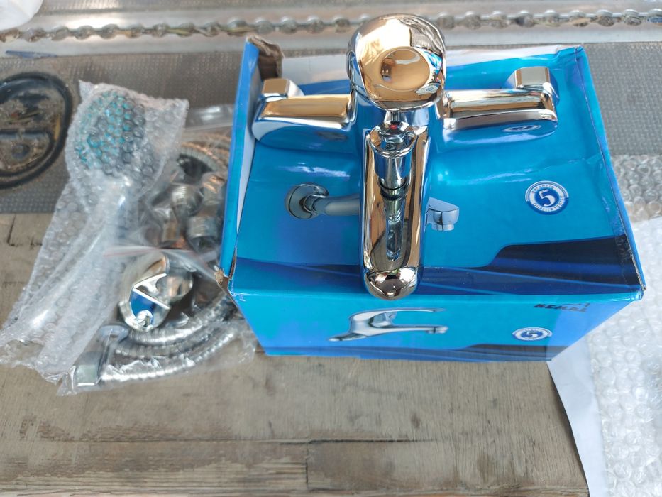 Смесител за баня,душ батерия Best