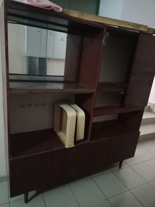 Продам кухонный сервант