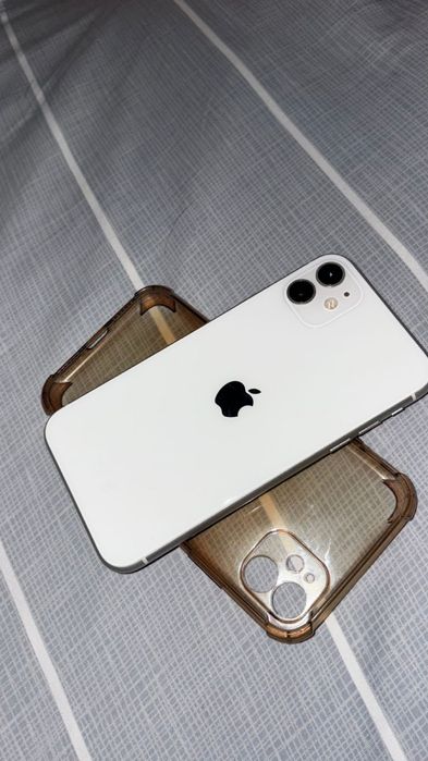 айфон 11 акум 74% , ремонт не был , все  работает true tone, Face id