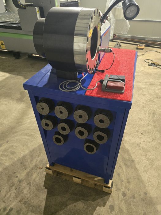 Хидравлична преса за стискане на маркучи до 2"